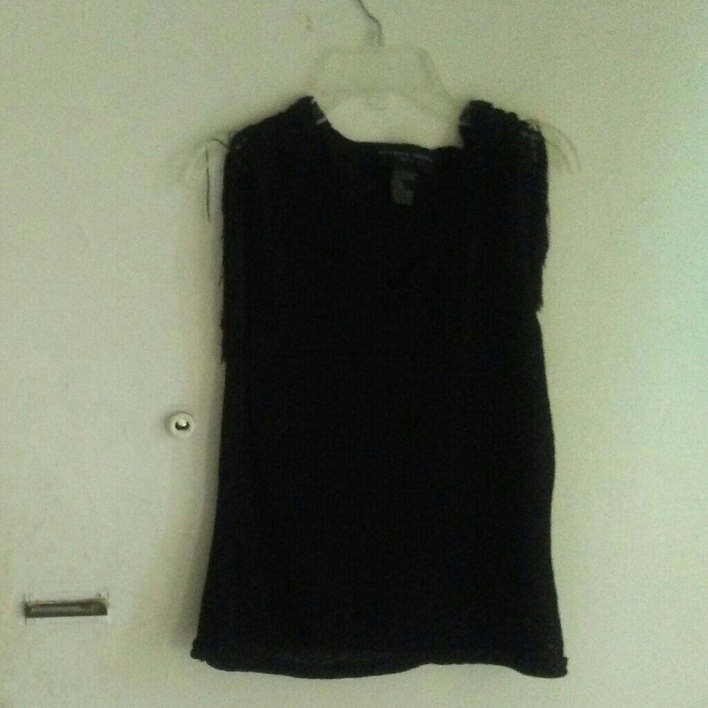 August Silk V neck top with frills on arms